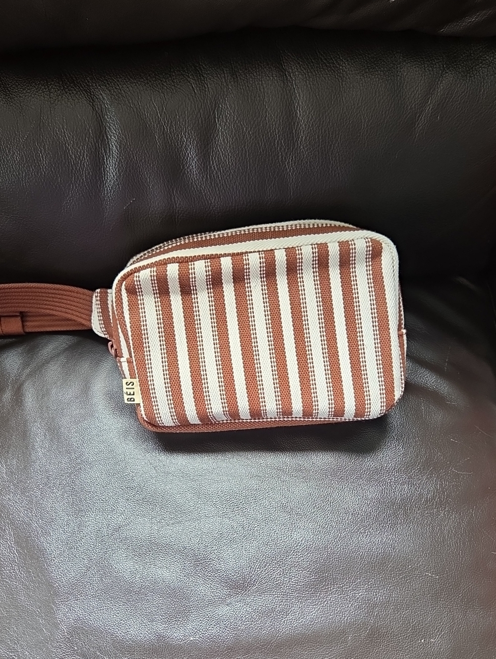 Beis Crossbody Bag